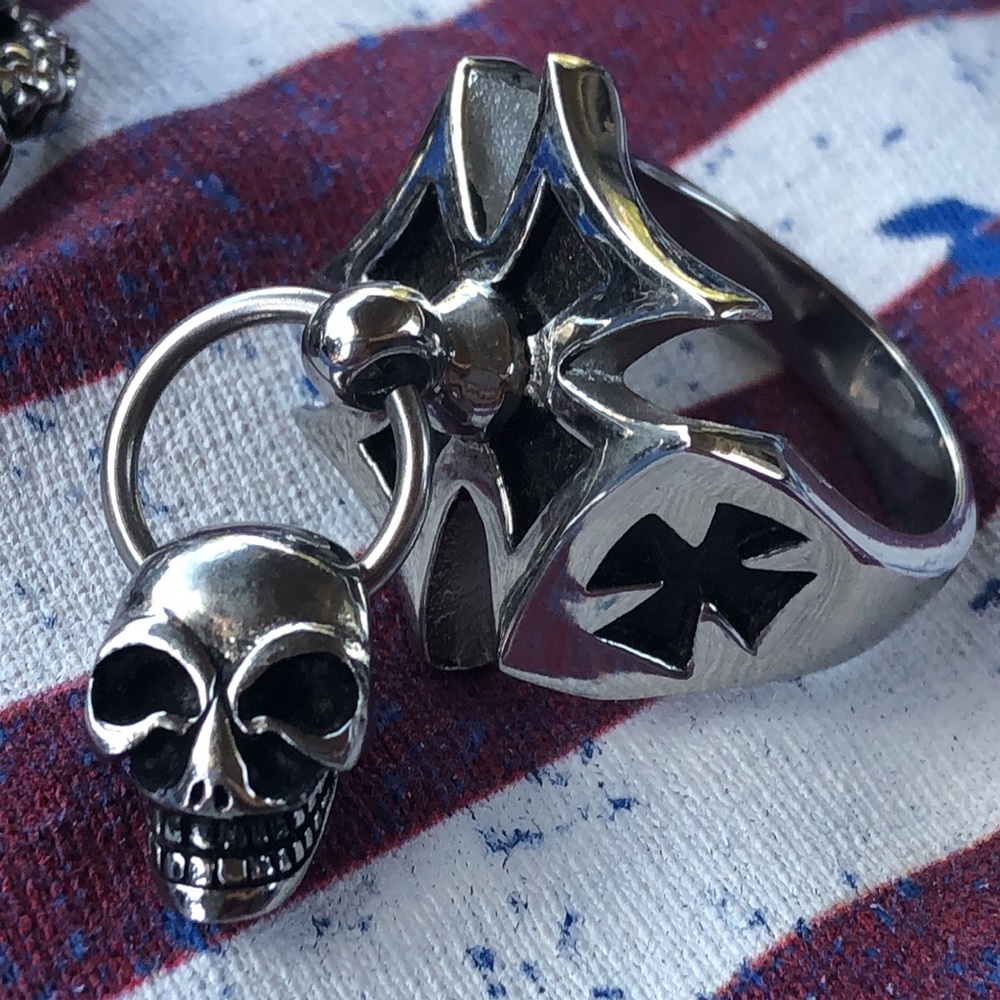 Men’s Maltese Cross Stainless Steel Skull Ring
